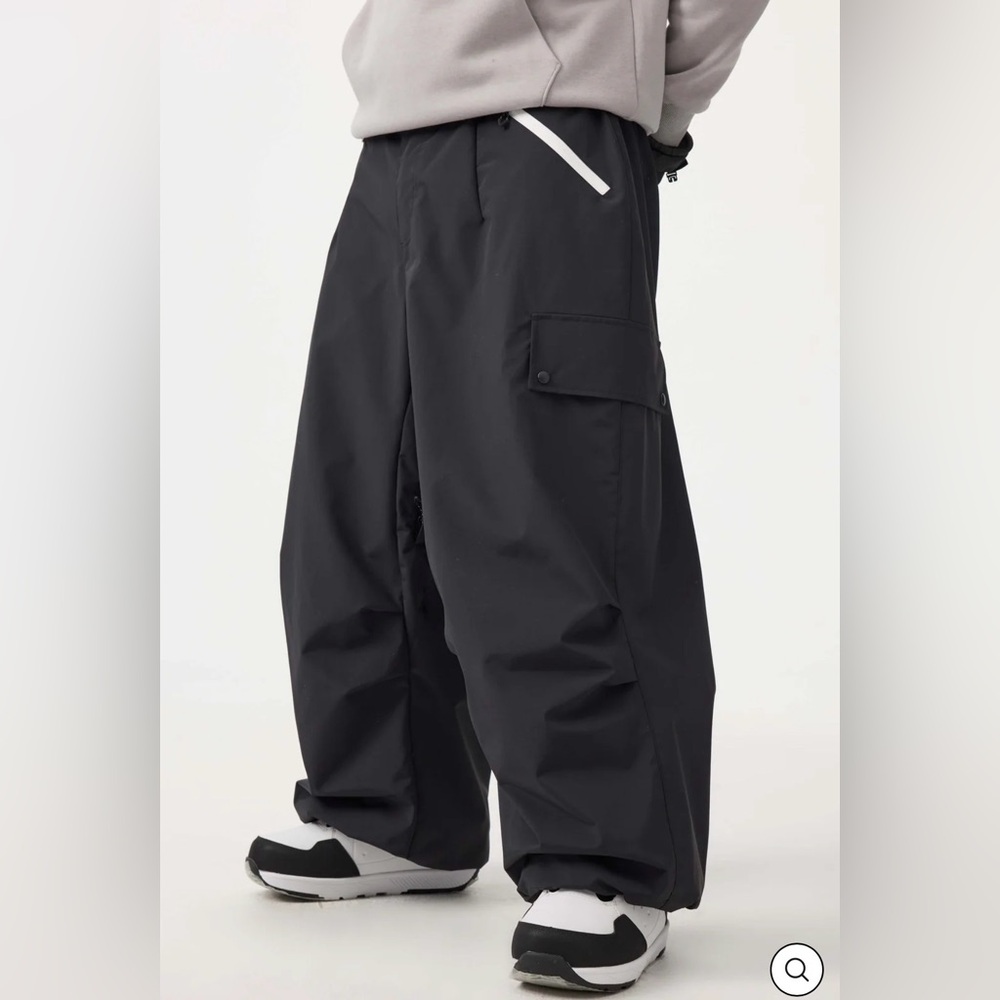 Black Gsou Snow Baggy Cargo Snowboard Pants Unisex ski wide leg Med NEW NWT